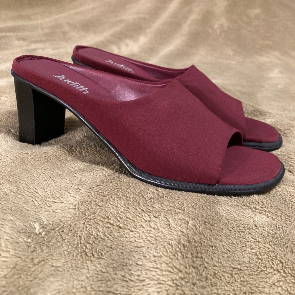 NIB Judith Desire Vintage 80s Sandals Heels Open Red Women's Size 8M